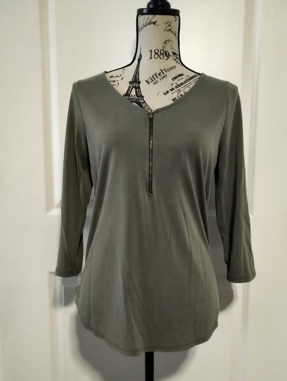 Green Envelope Olive Zip-Front Long Sleeve Top